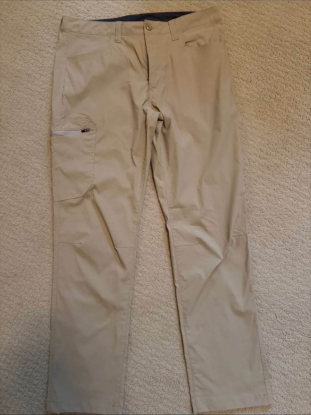 Eddie Bauer Khaki Tan Cargo Pants with Zip Pocket